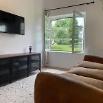 아파트 Urban Loft & Country Vibes